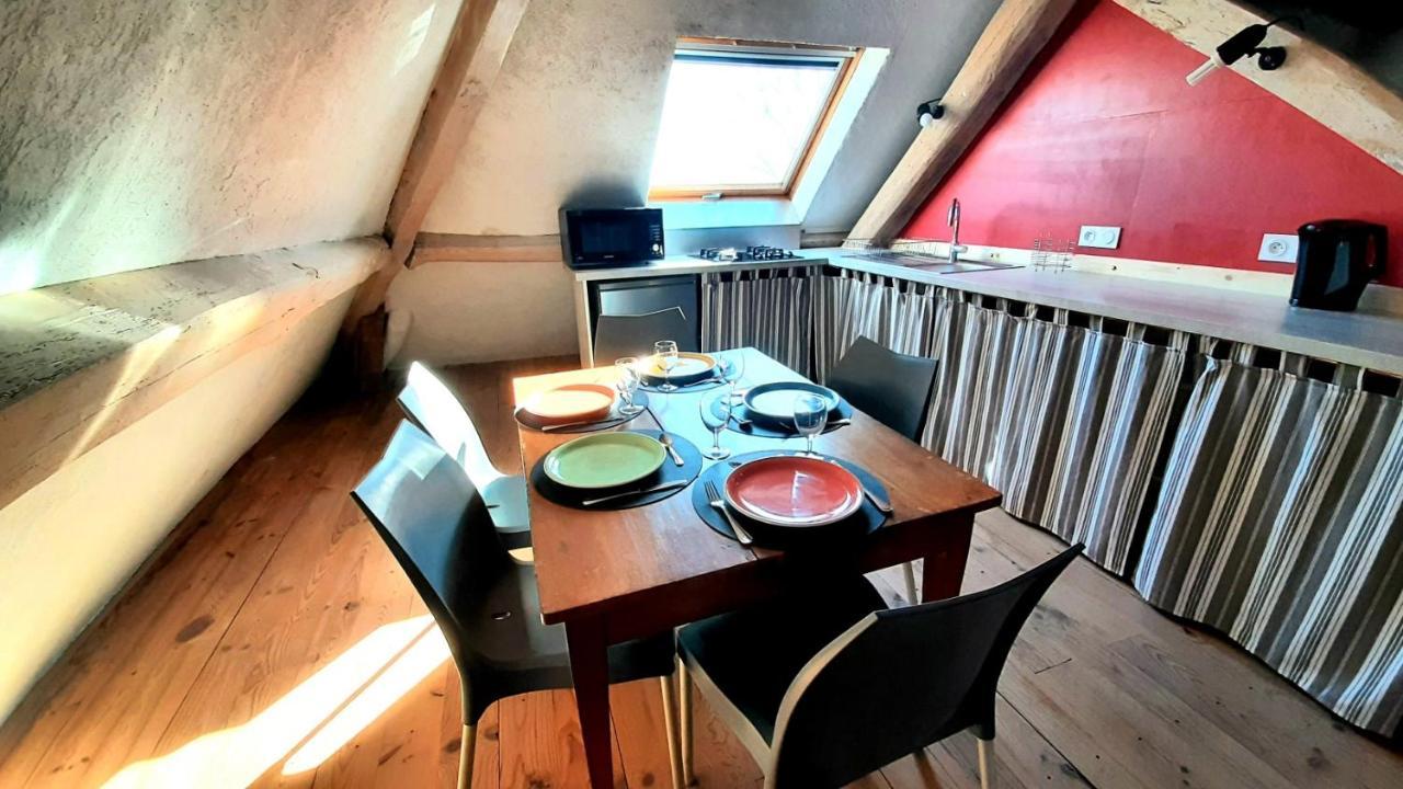 Gite Chez Leo Varennes-sur-le-Doubs Exteriör bild
